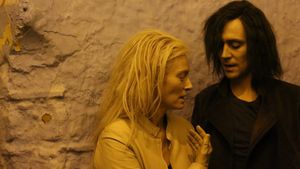 Only Lovers Left Alive's poster