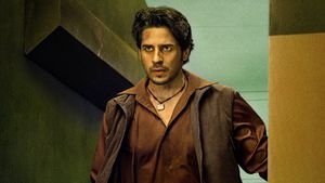 Mission Majnu's poster