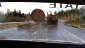 Final Destination 2's poster