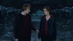 Harry Potter and the Deathly Hallows: Part 2's poster