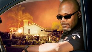Lakeview Terrace's poster