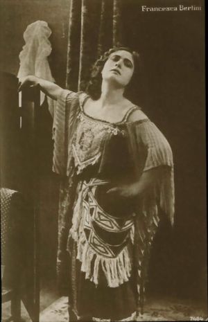 Ivonne, la bella danzatrice's poster