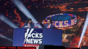 F*CKS NEWS: Demandados en Pantalla Grande's poster