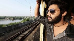Naalu Perukku Nallathunna Ethuvum Thappila's poster