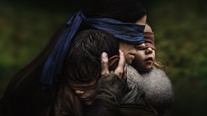 Bird Box's poster