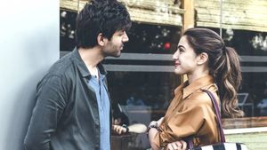Love Aaj Kal's poster