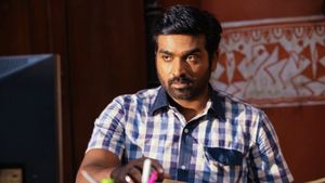 Aandavan Kattalai's poster