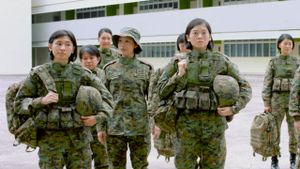 Ah Girls Go Army Again's poster