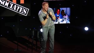 Gary Owen: I Got My Associates's poster