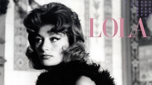 Lola's poster
