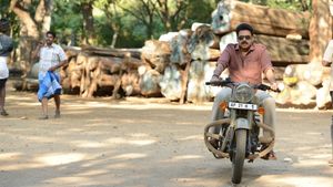 Katamarayudu's poster