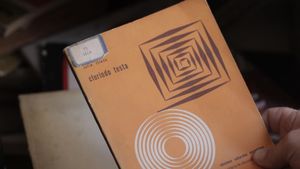 Clorindo Testa's poster
