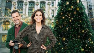 How to Fall in Love by Christmas's poster