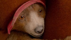 Paddington 2's poster