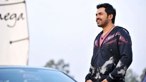 Oopiri's poster