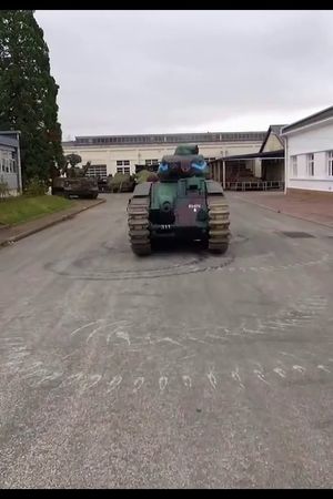 Char d'assaut, un siècle de technologie's poster image