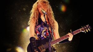 Shakira in Concert: El Dorado World Tour's poster
