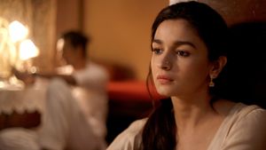 Raazi's poster