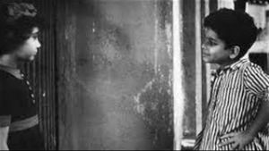 Bari Theke Paliye's poster