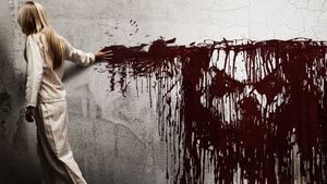 Sinister's poster