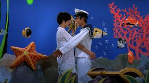 Tropical Fish's poster