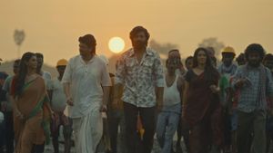 Khadaan's poster