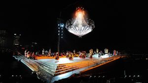 La Traviata on Sydney Harbour's poster