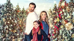 Love at the Christmas Contest's poster