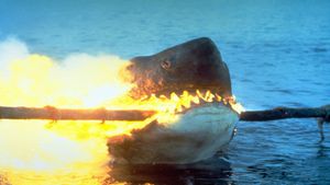 Jaws 2's poster