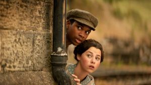 The Railway Children Return's poster