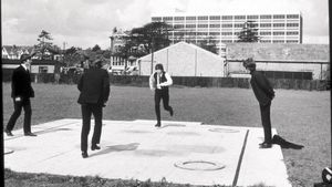 A Hard Day's Night's poster