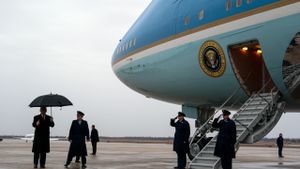 Aboard Air Force One's poster