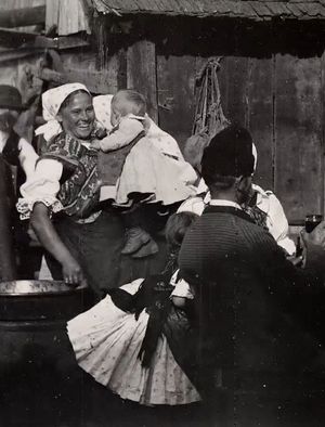 Home Life of a Hungarian Family's poster