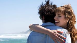 Love Lasts Three Years's poster
