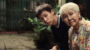 How to Make Millions Before Grandma Dies's poster