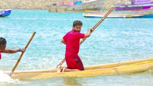 Ulkuthu's poster