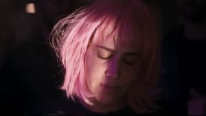 Pink Lady's poster