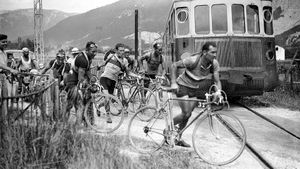 Le Tour De France - The Official History 1903-2006's poster