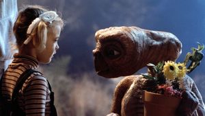 E.T. the Extra-Terrestrial's poster