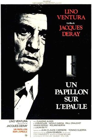 Un papillon sur l'épaule's poster