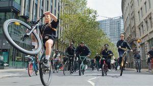 SHIRES - A BRITISH BICYCLE FILM's poster