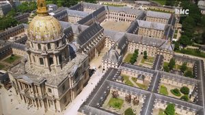 Les Invalides: La construction d'un symbole's poster