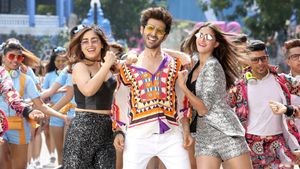Pati Patni Aur Woh's poster
