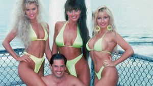 The Bikini Carwash Company's poster