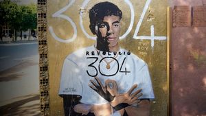 Revolució 304's poster