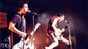 Green Day - Insomniac (25th Anniversary Celebration)'s poster