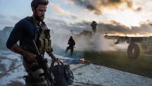 13 Hours: The Secret Soldiers of Benghazi's poster