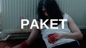 Paket's poster