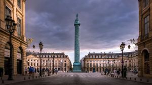 Place Vendôme's poster