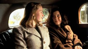 Heavenly Creatures's poster